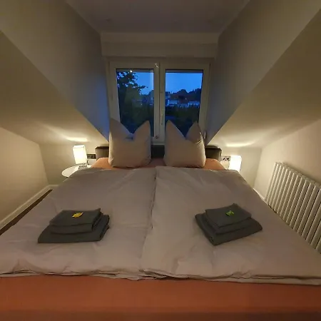 Apartment Neumuhler Hof: Modern 