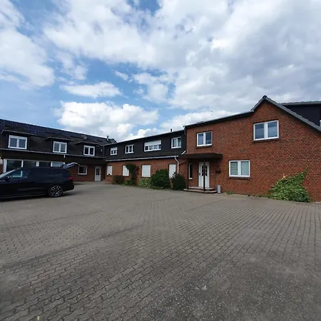 Neumuehler Hof - Moderne 