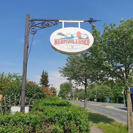 Neumuehler Hof - Moderne 